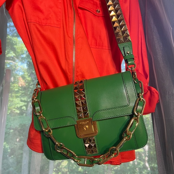 Michael Kors Collection Italy lime green with Amazing gold tone hardware design. - Picture 8 of 9